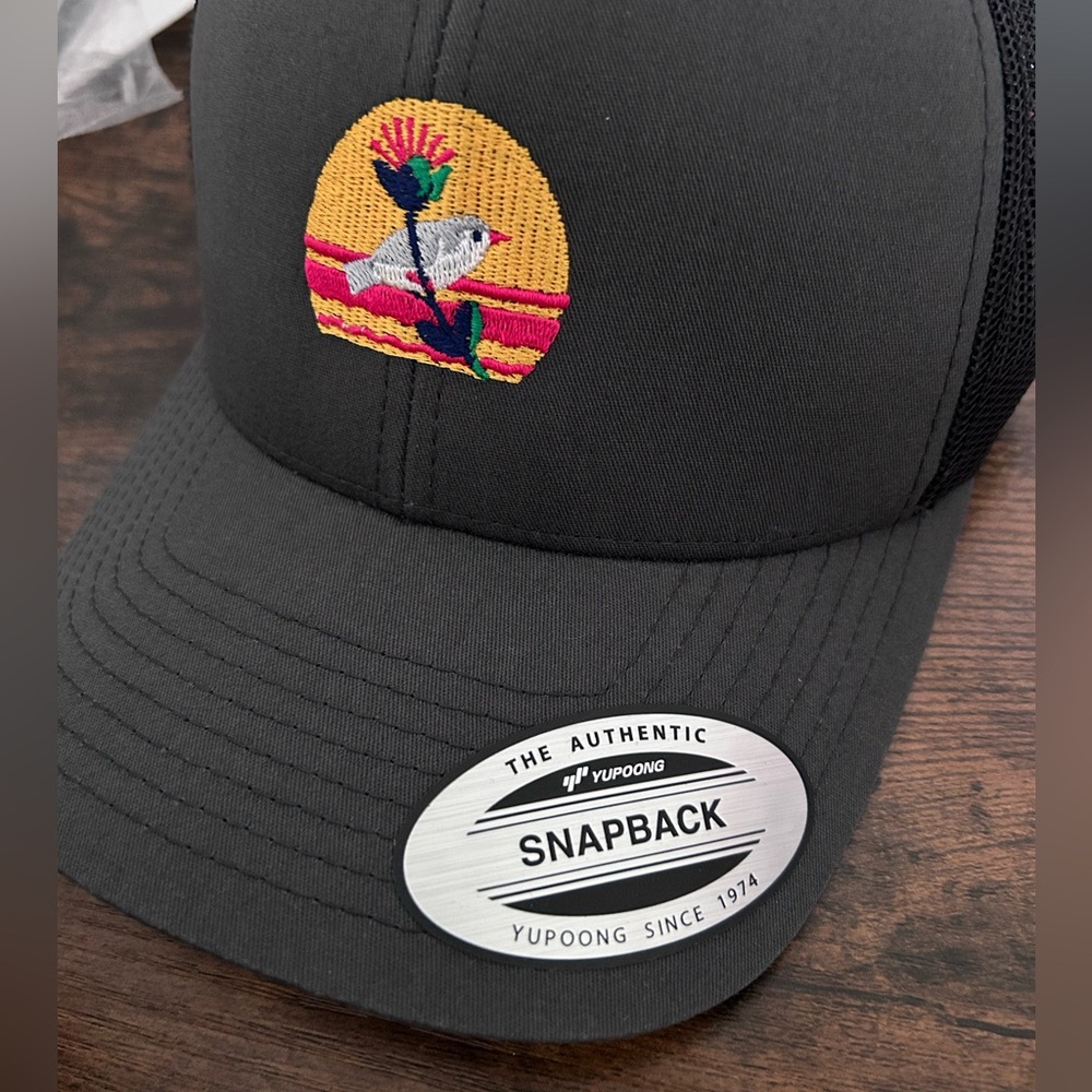 SnapBack Trucker hat - Picture 2 of 3